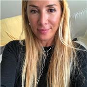 Profesora de Español nativa para dar clases de mi idioma a extranjeros que hablen inglés o portugués. Cualquier nivel del sistema educativo (niños, adolescentes o adultos)